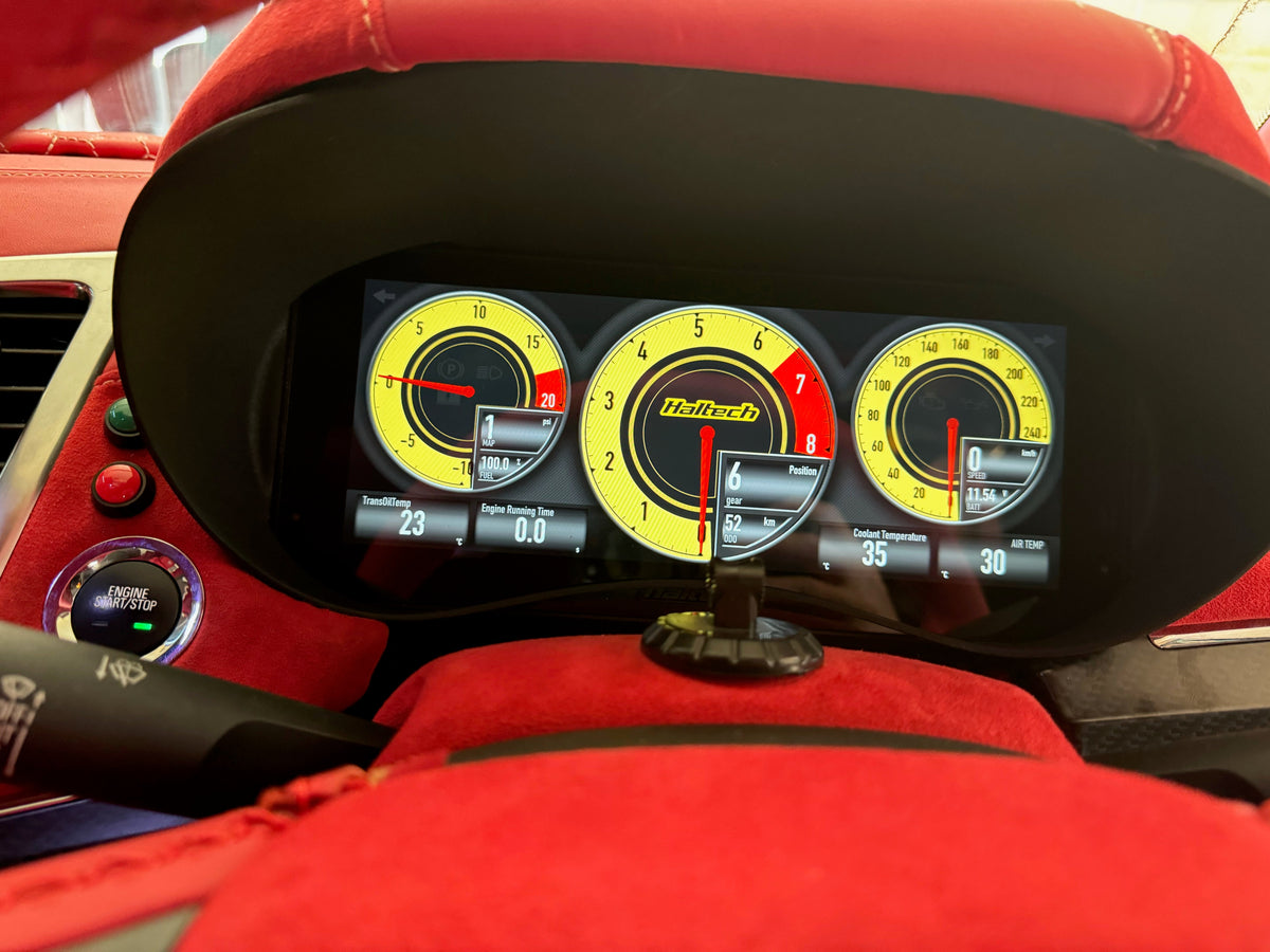 Holden Commodore VF 2013-2017 Haltech iC-7 / uC-10 dash mount by Mako Motorsport