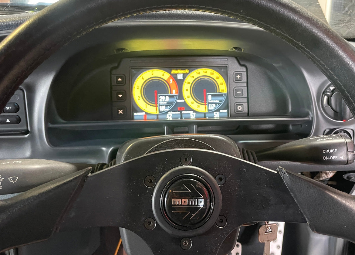 Holden Commodore VN VP VR VS VQ 1988-1997 Haltech iC-7 / uC-10 dash mount by Mako Motorsport