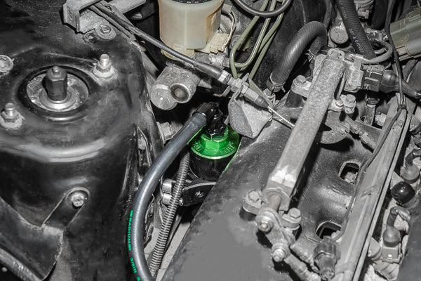 Radium Nissan fuel filter kit installed on R32