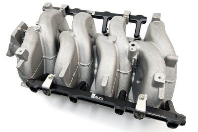 Radium Vortec 8100 fuel rails installed on big block manifold 20-0862