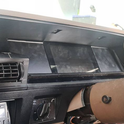 Holden Commodore VK 1984-1986 Haltech iC-7 / uC-10 dash mount by Mako Motorsport