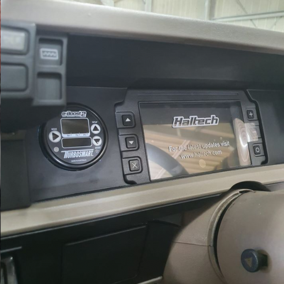 Holden Commodore VL 1986-1988 Haltech iC-7 / uC-10 dash mount by Mako Motorsport